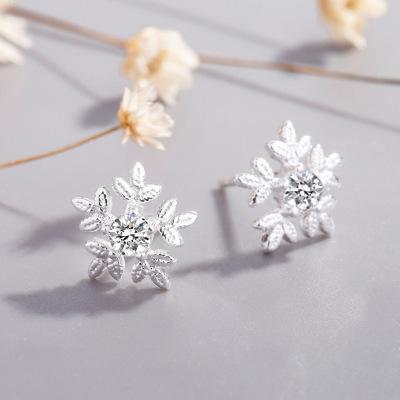 S925 Sterling Silver Snowflake Stud Earrings for Women