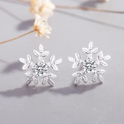 S925 Sterling Silver Snowflake Stud Earrings for Women