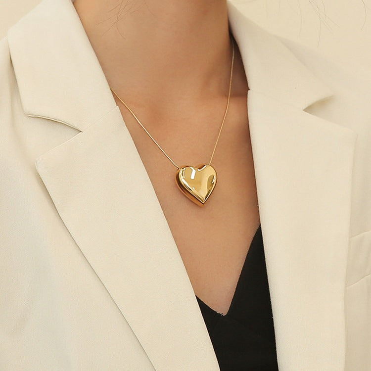 Fashion Heart Pendant Titanium Steel Necklace - Unique Design Statement Choker