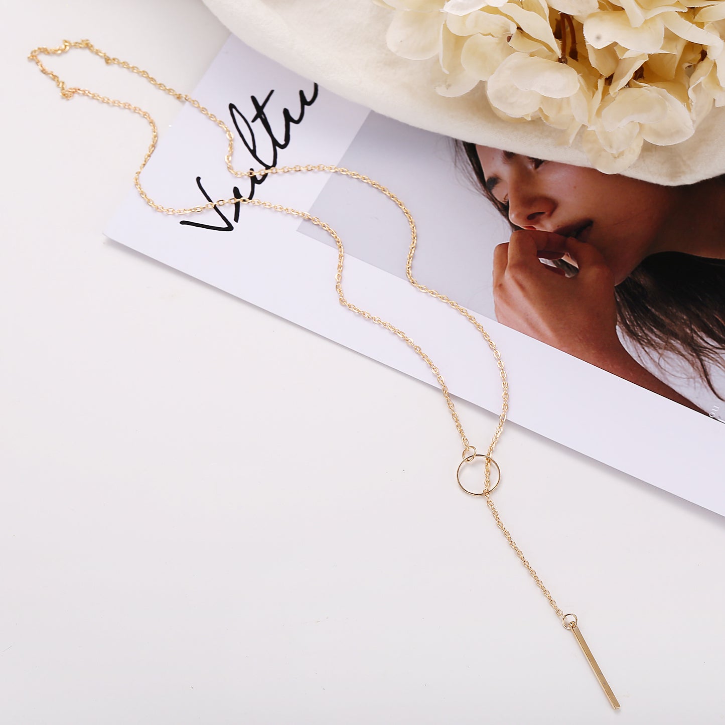 Fashion Jewelry Minimalist Metal Circle Short Necklace Choker