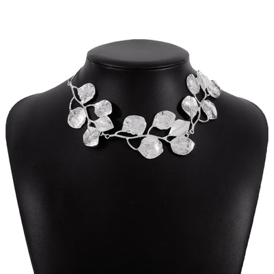 Vintage Floral Leaf Alloy Choker Necklace for Women