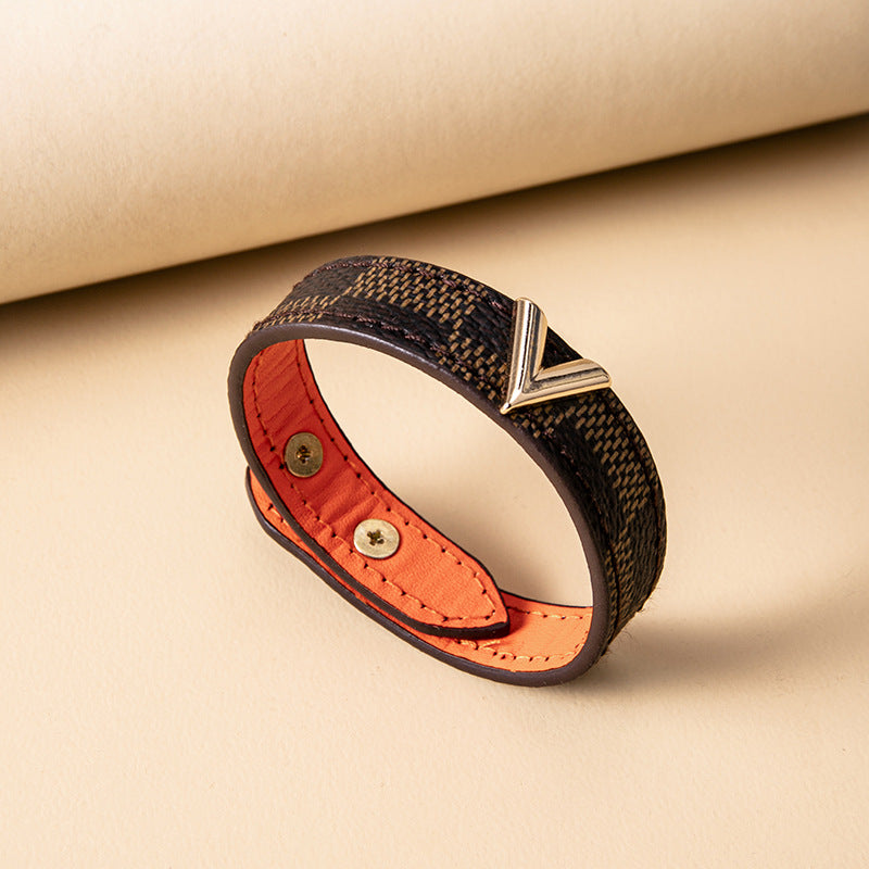 Fashion Plaid PU Leather V-Shaped Bangle with Alloy Metal Button