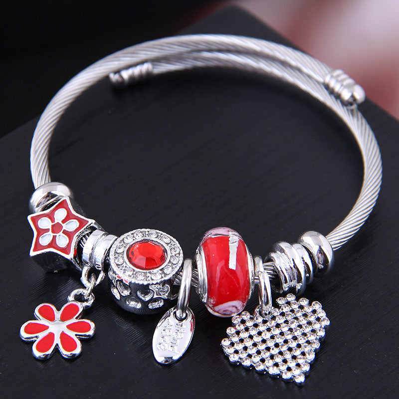 Fashion Metal Flower Love Pendant Multi-Element Bracelet