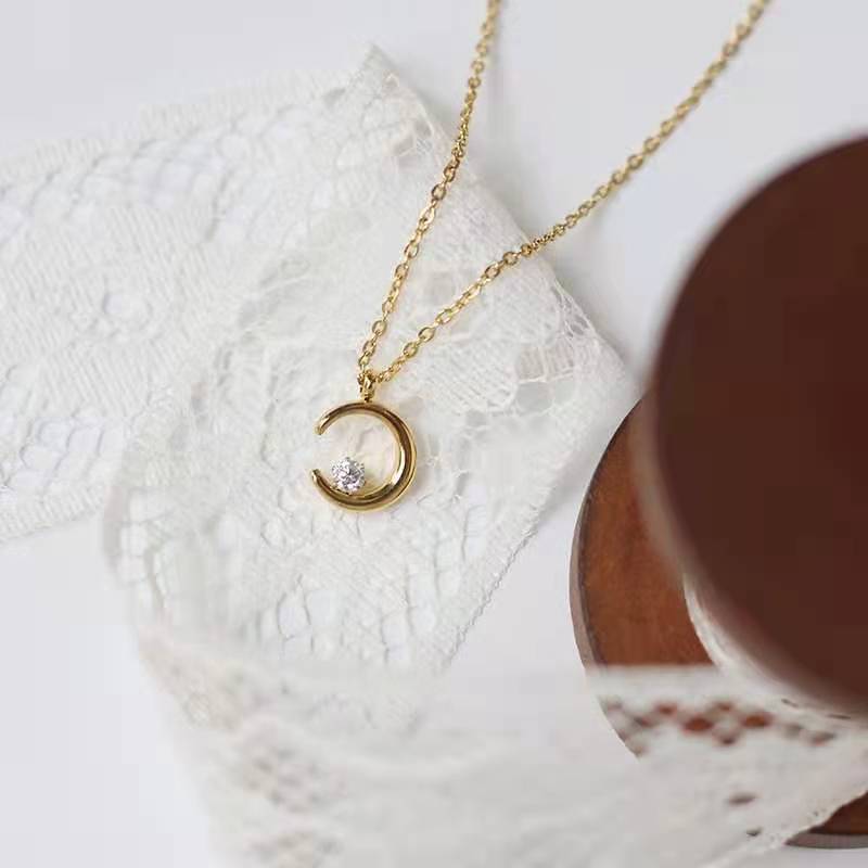 Elegant Crescent Moon Zircon Pendant Necklace in Titanium Steel