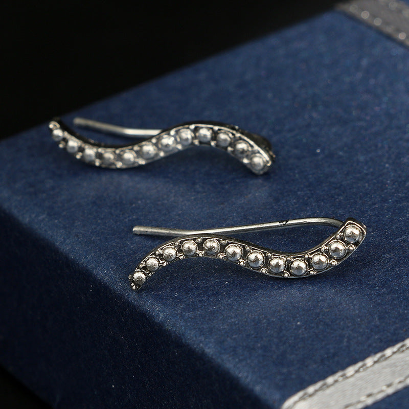 Fashion Geometric Circle Wave Curve Alloy Stud Earrings