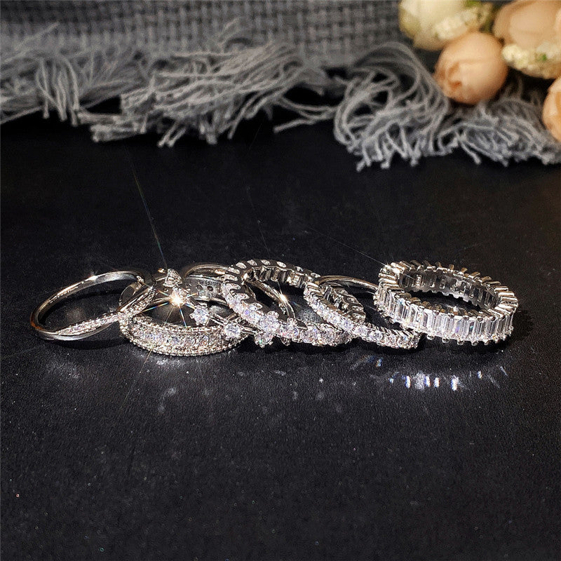 Elegant Zircon Platinum Plated Copper Ring for Women