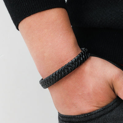 Hand-Woven Magnetic Clasp Bracelet for Men and Women - Simple Jewelry