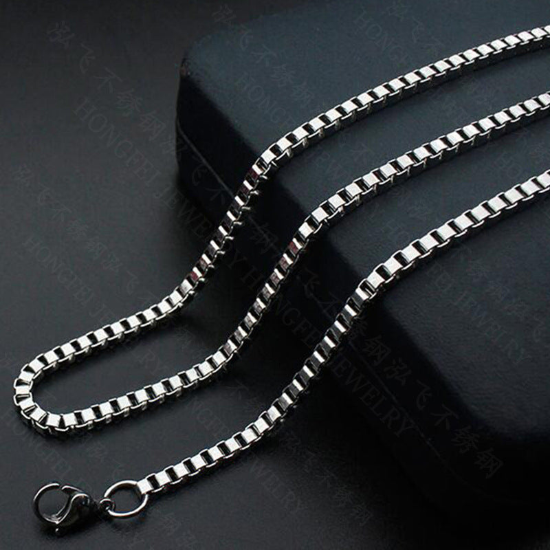 Fashion Titanium Steel Women's Box Chain Necklace - Minimalist Collarbone Design