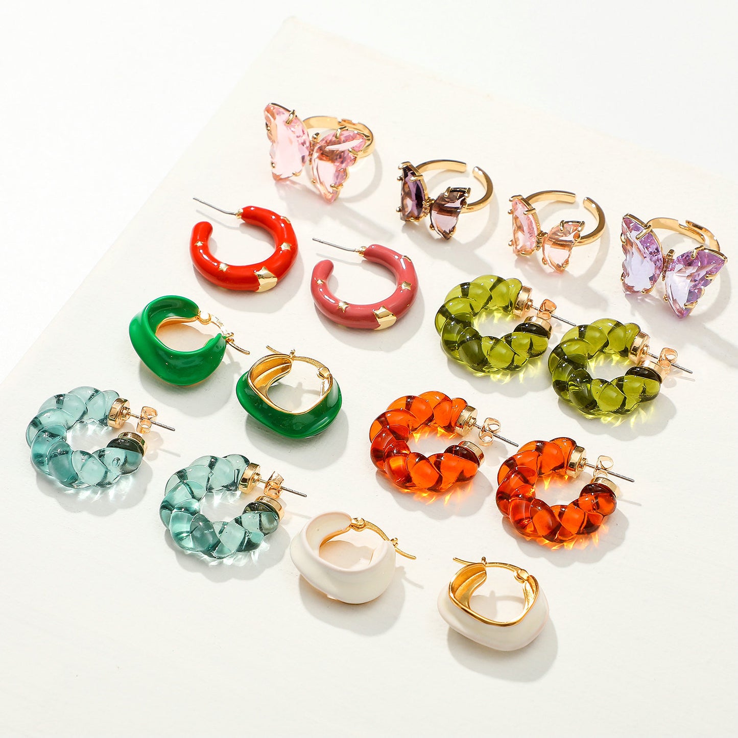 Minimalist Transparent Resin C-Shaped Hoop Earrings