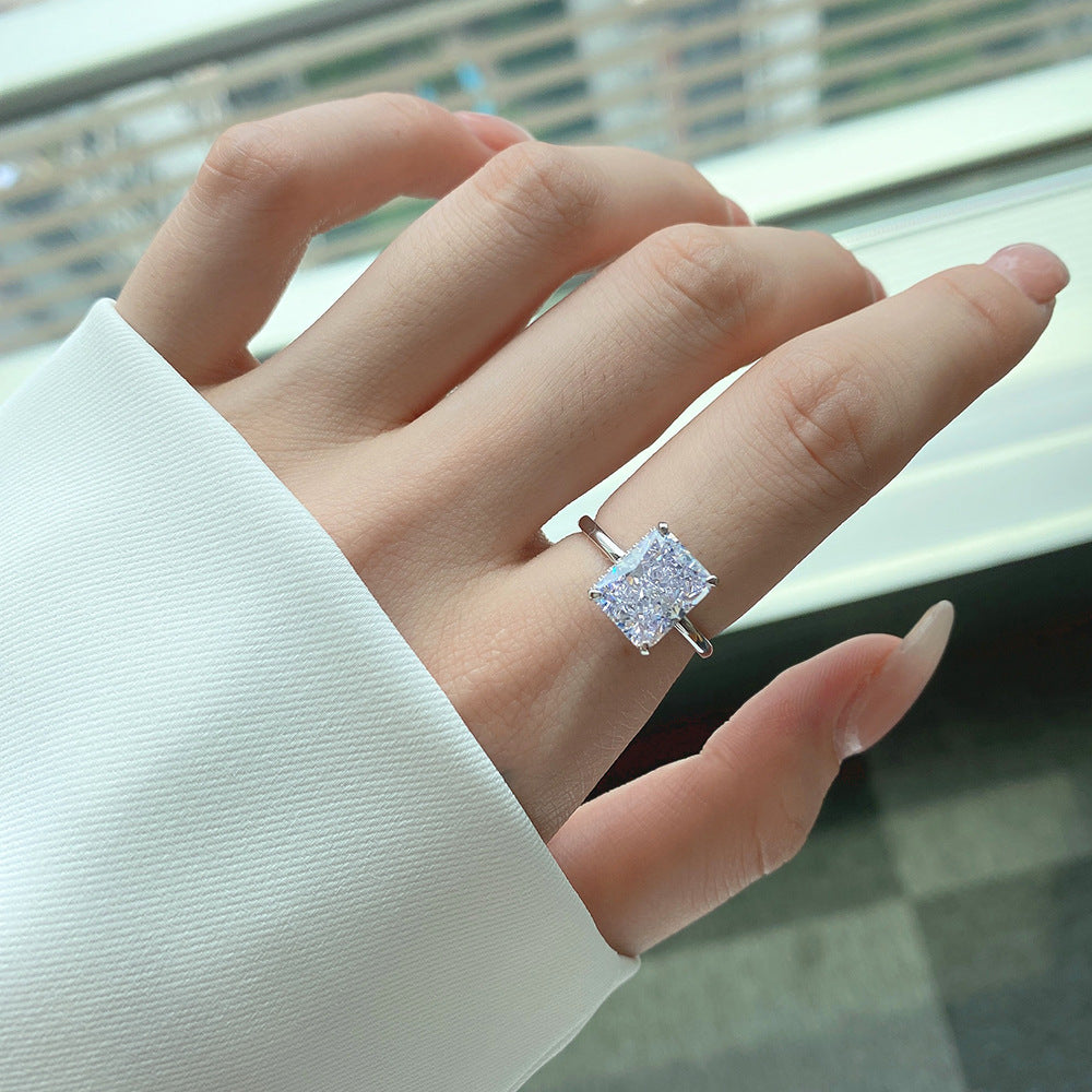 Modern Geometric Sterling Silver Zircon Ring