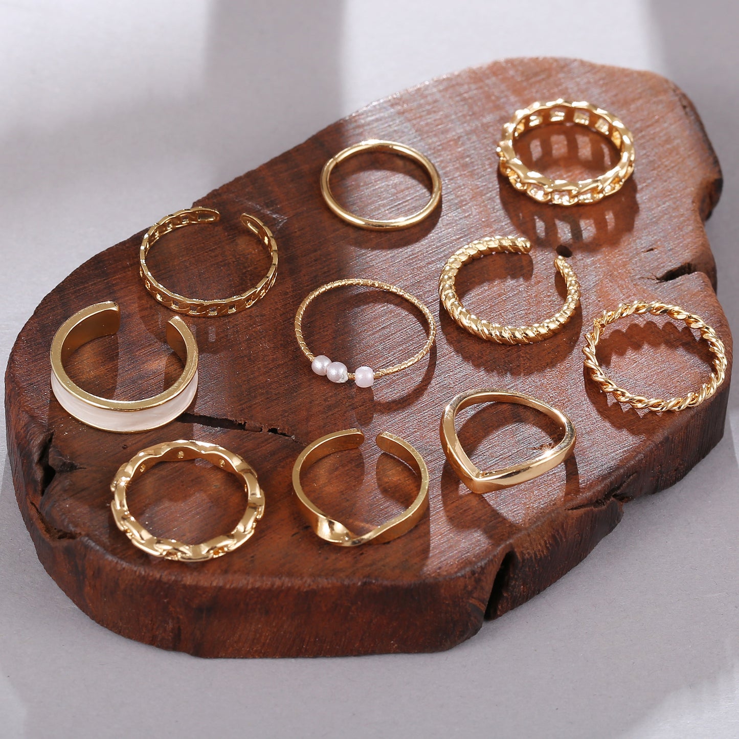 Elegant Pearl & Metal Twist Ring Set - 10 Pieces