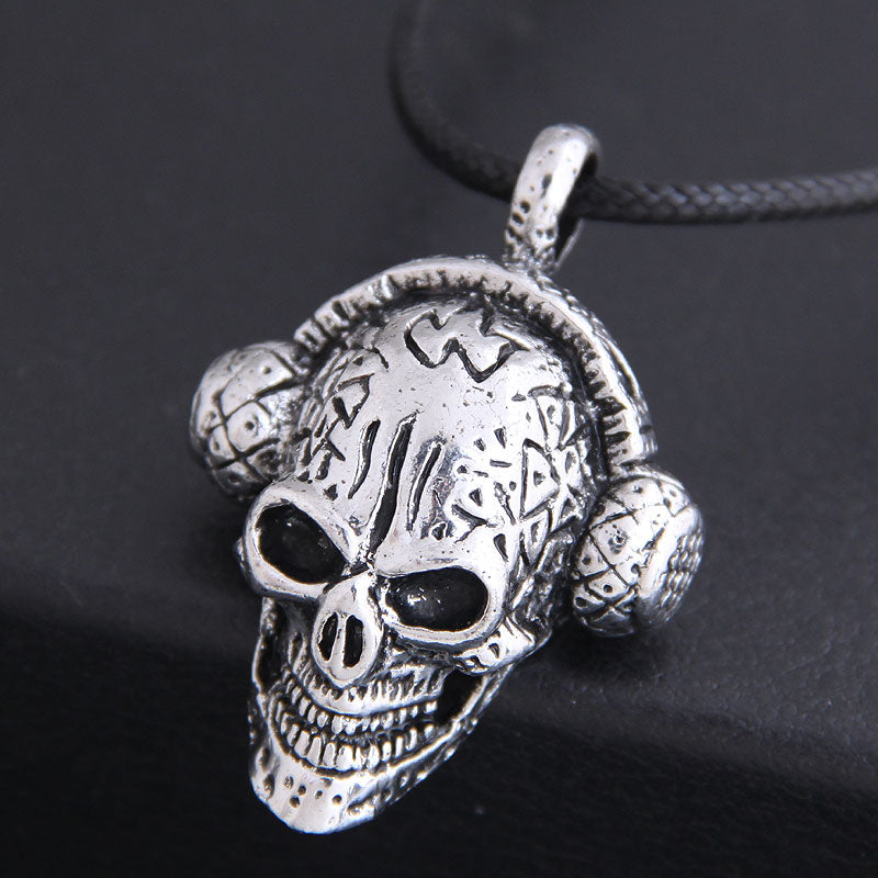 Retro Skull Pendant Necklace & Stylish Metal Eyeglass Frames Collection