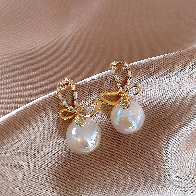 New Fashion Geometric Butterfly Alloy Earrings for Women