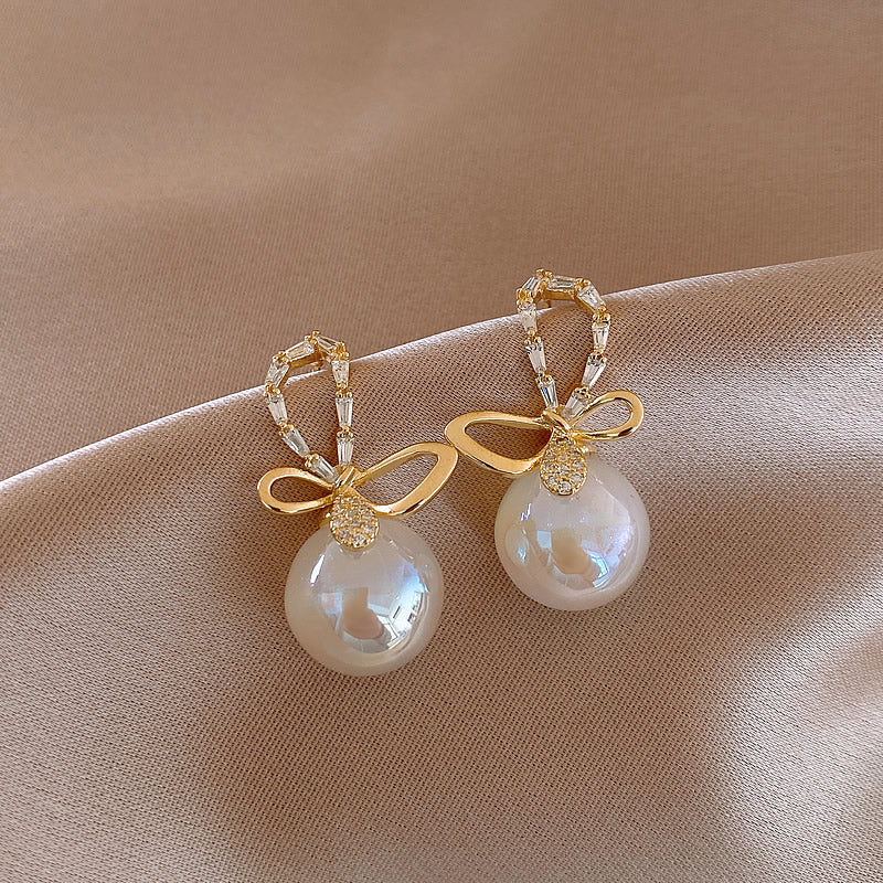 New Fashion Geometric Butterfly Alloy Earrings for Women