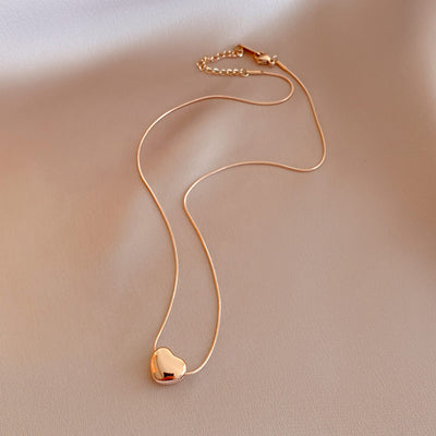 Retro Heart Shape Titanium Steel Minimalist Necklace for Women