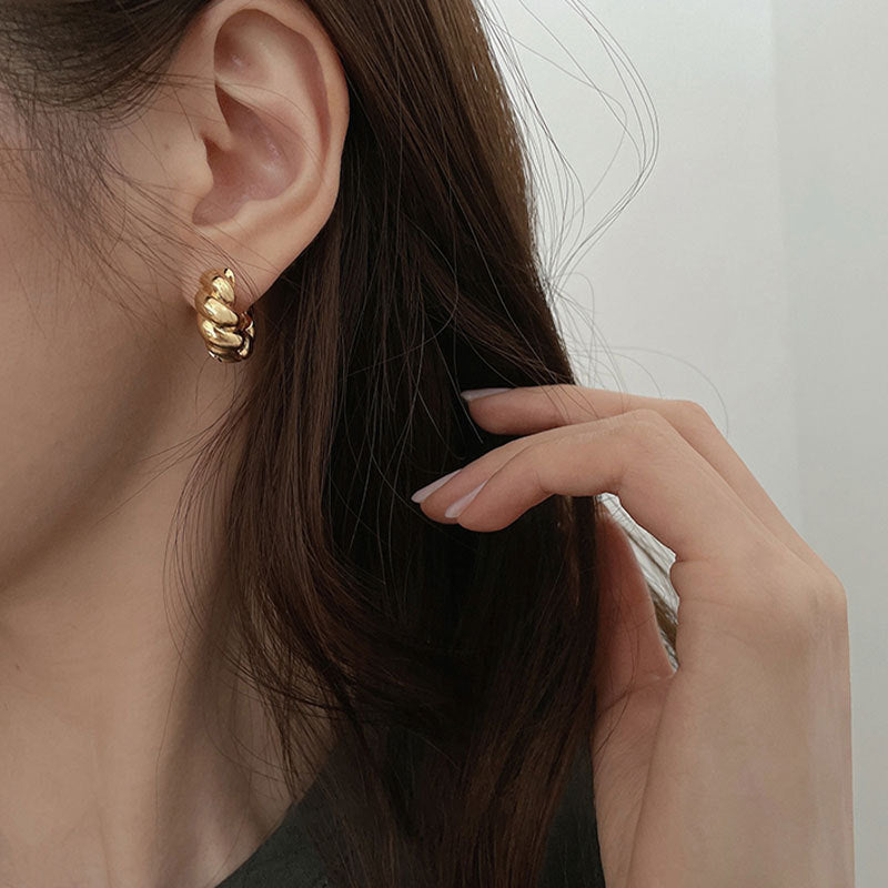 Retro Twisted Copper Threaded Minimalist Earrings