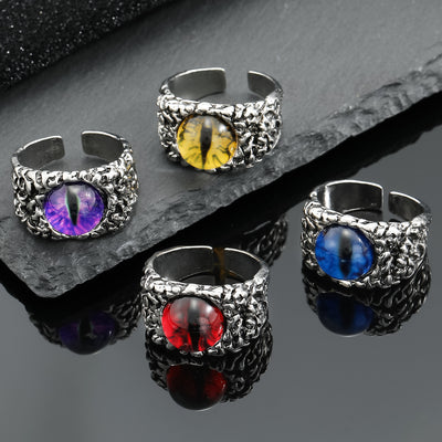 Retro Silver Eye Skull Punk Ring - Adjustable Alloy Design