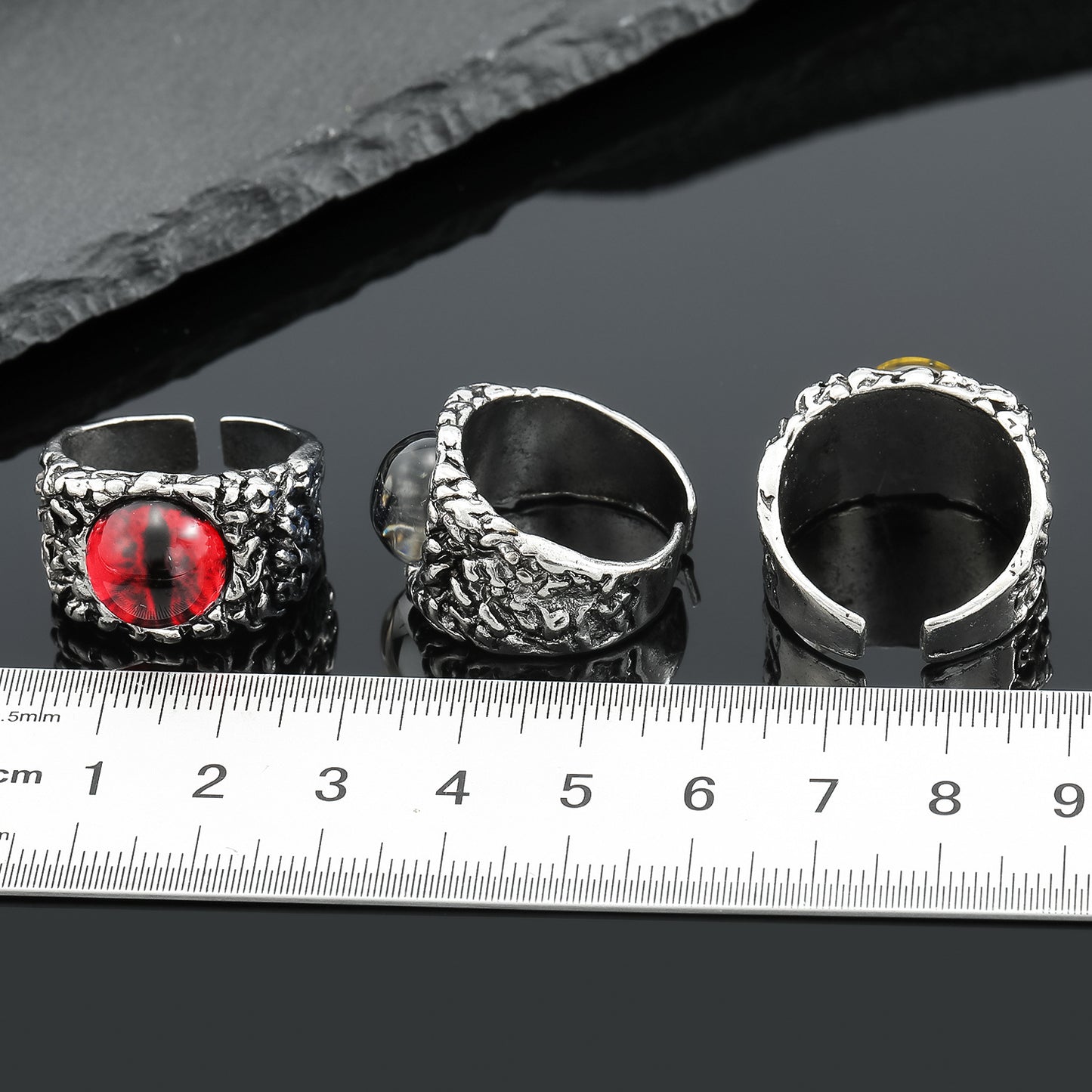 Retro Silver Eye Skull Punk Ring - Adjustable Alloy Design