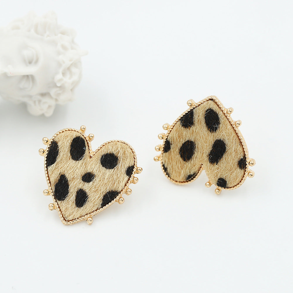 Retro Geometric Peach Heart Leopard Fabric Earrings