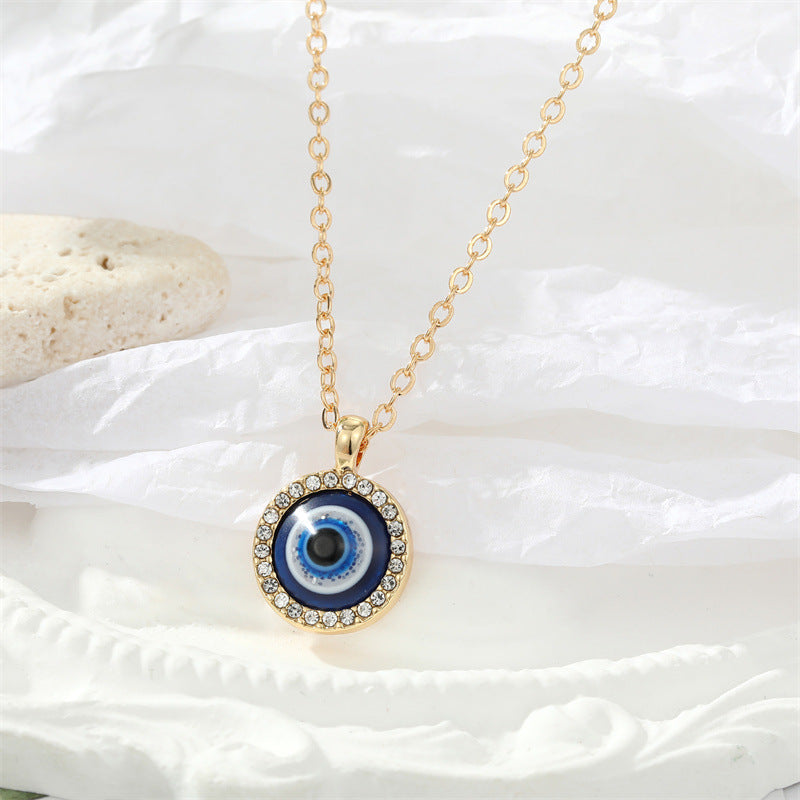 Retro Turkish Eye Pendant Necklace with Rhinestone Accents