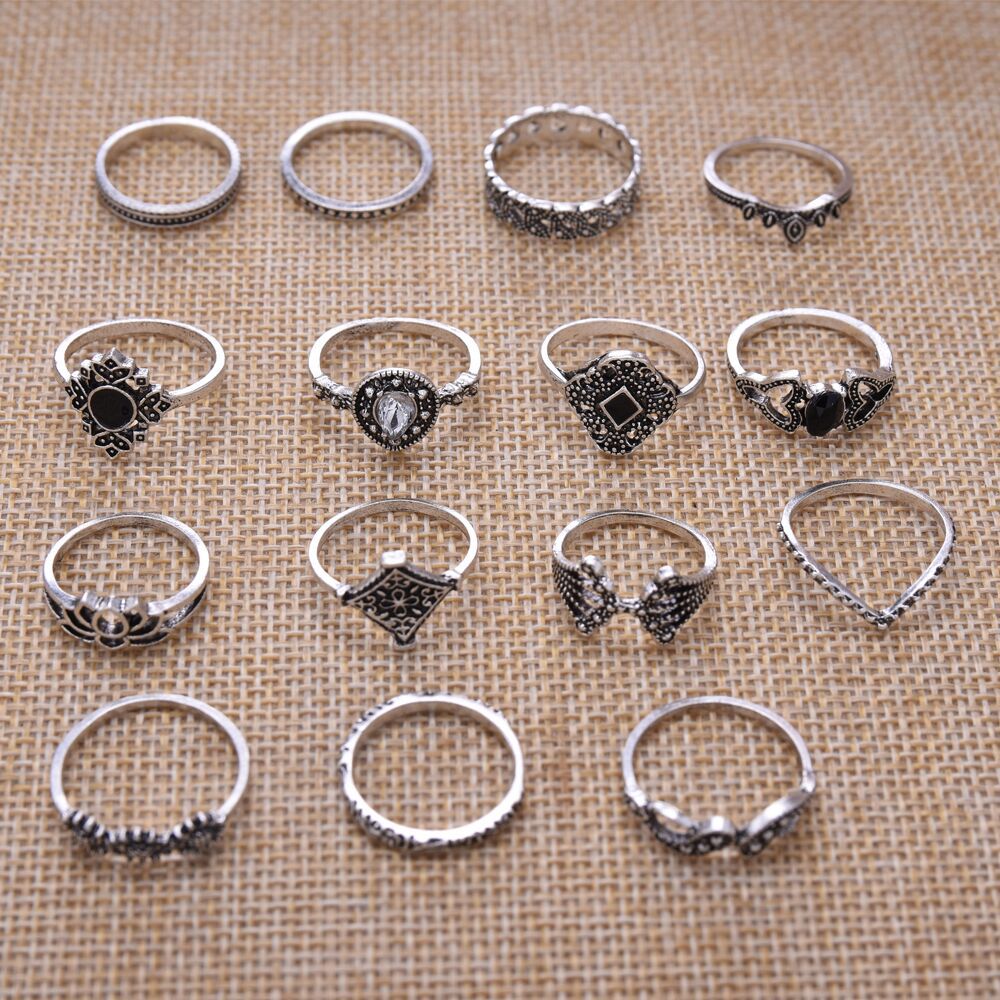 Retro Heart & Butterfly Rhinestone Alloy Ring Set - 19 Pieces