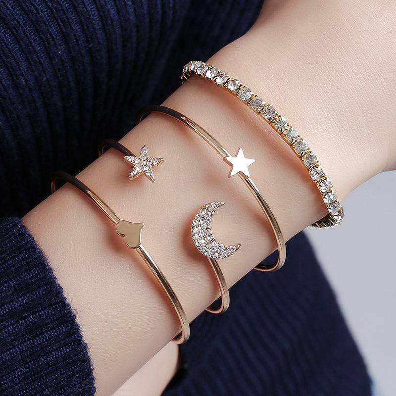 Simple and Stylish Star and Moon Studded Glossy Peach Heart Bracelet Set