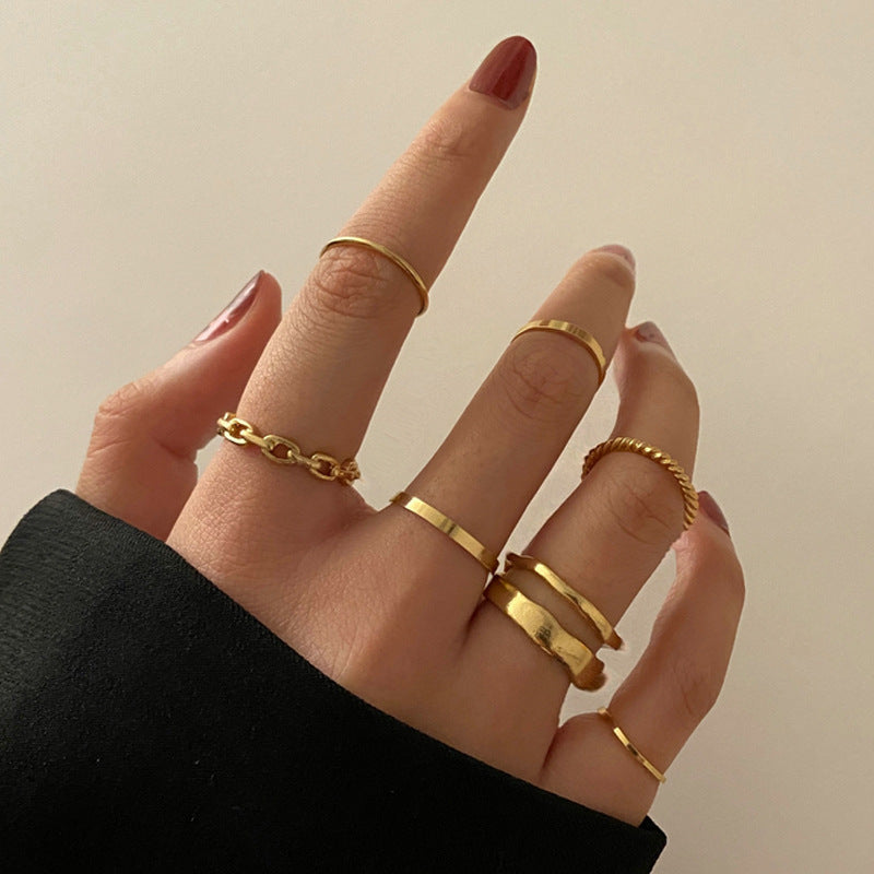 Simple Geometric Twist Chain Alloy Ring Set - 7 Pieces