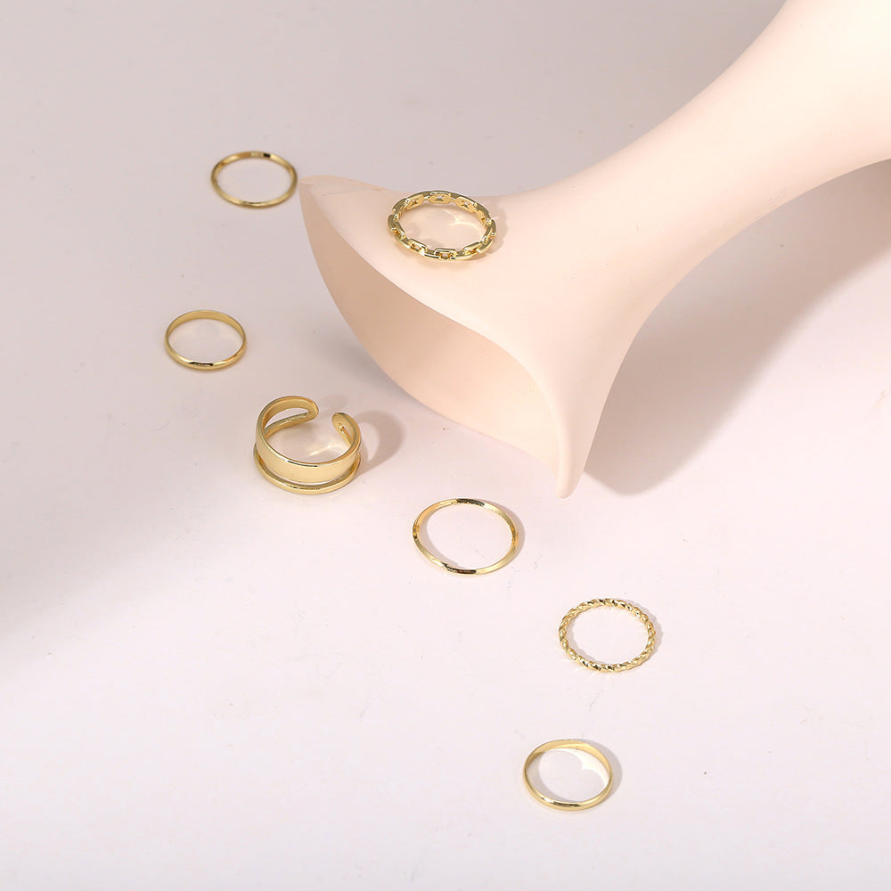 Simple Geometric Twist Chain Alloy Ring Set - 7 Pieces