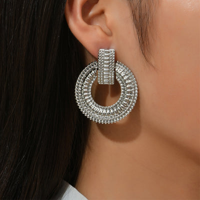 Simple Geometric Hollow Circle Women's Gold Earrings