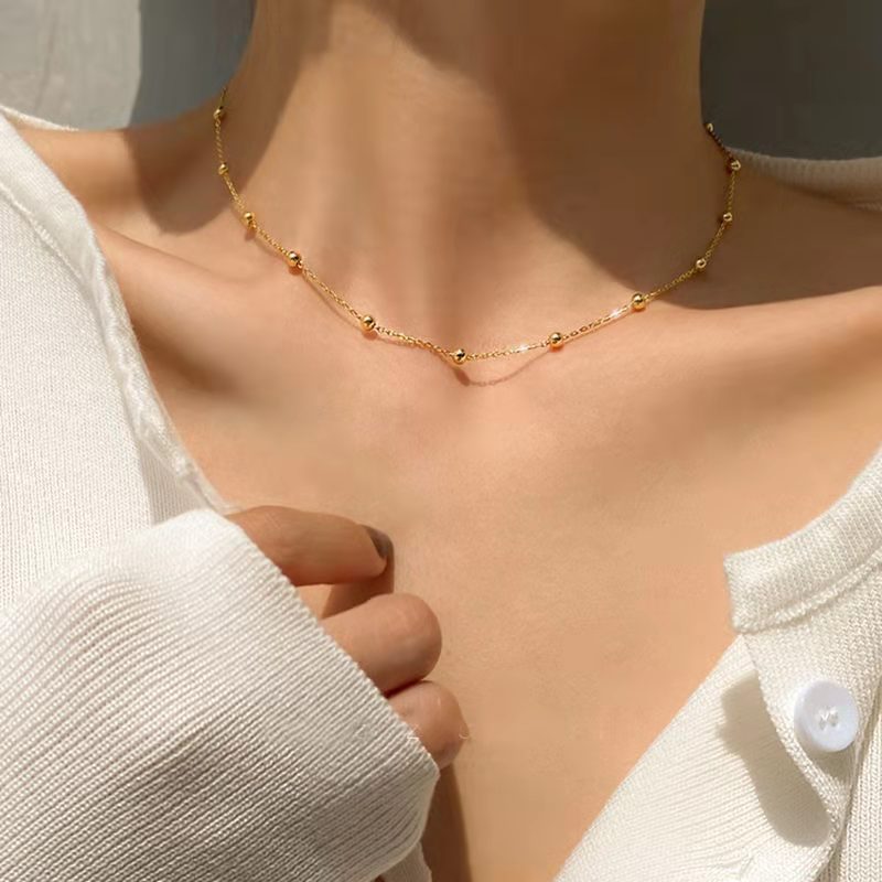 Minimalist Freshwater Pearl & Bead Necklace in Titanium Steel with 18K Gold Plating