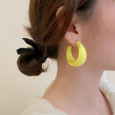 Simple Retro Matte C-Shaped Hoop Earrings 2023