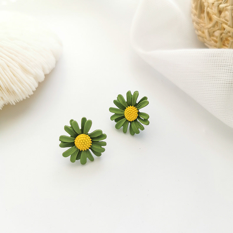 Simple Daisy Flower Alloy Stud Earrings for Women