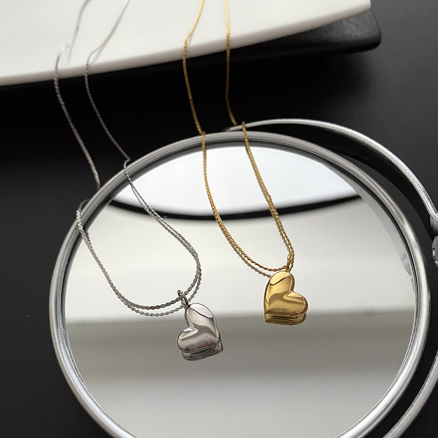 Minimalist Heart Pendant Titanium Steel Necklace - 18k Gold Plated Dainty Chain