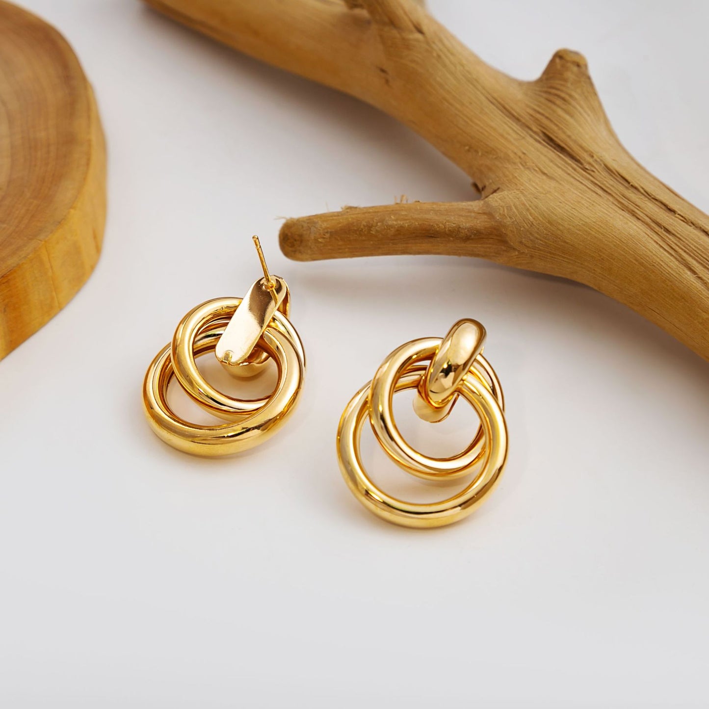 Simple Geometric Alloy Plated Women's Earrings