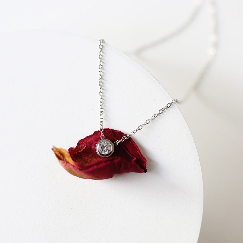 Simple Elegant Titanium Steel Rhinestone Pendant Necklace in Rose Gold