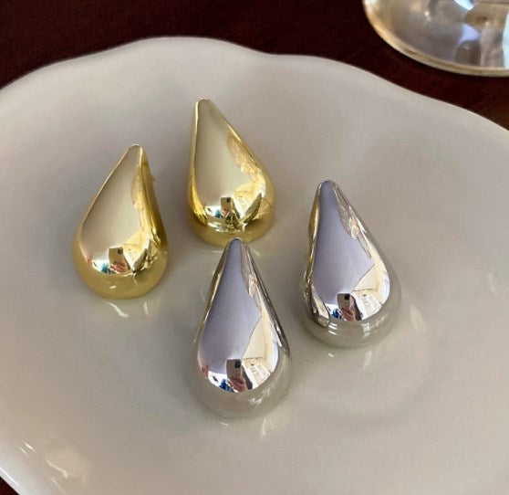 Simple Water Droplet Alloy Plated Minimalist Earrings for Women