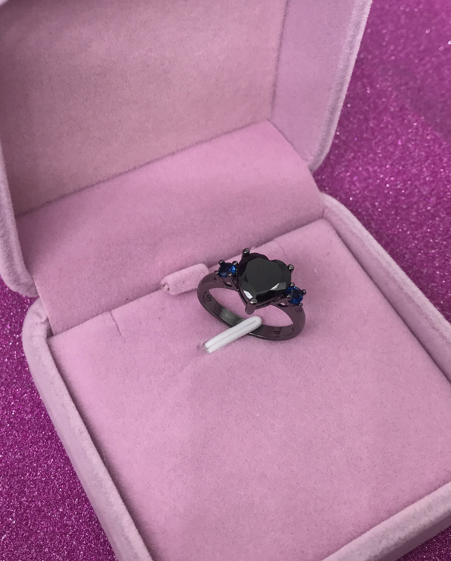 Streetwear Heart Shape Black Plated Zircon Unisex Ring