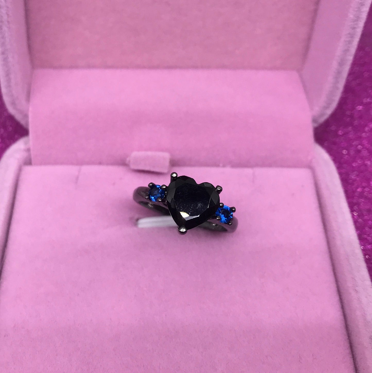 Streetwear Heart Shape Black Plated Zircon Unisex Ring