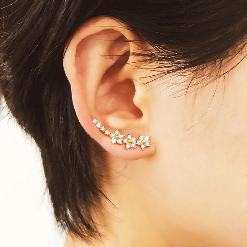 Stylish Rhinestone Star Ear Cuff and 925 Silver Stud Earrings