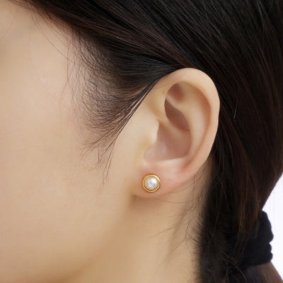Sweet Flower Titanium Steel Pearl Stud Earrings - Hypoallergenic Round Design