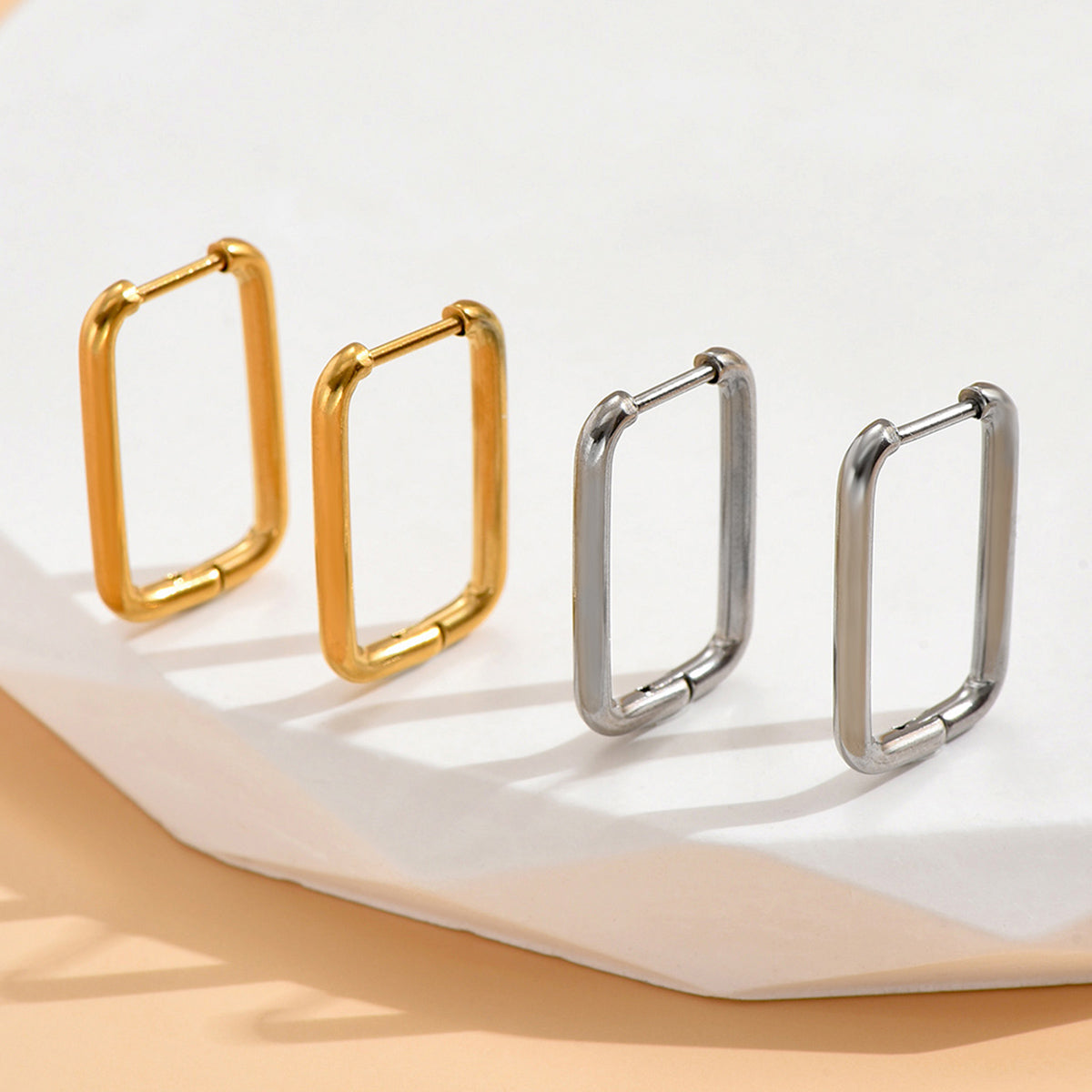 14K Gold Plated Silver Geometric Oval Hoop Earrings - Stainless Steel S925