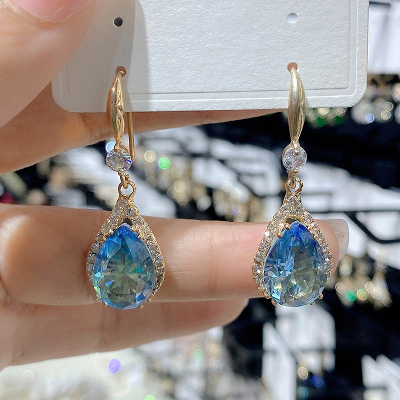 Luxurious Water Droplet Rhinestone Alloy Drop Earrings - Fashion Vintage Style 2022