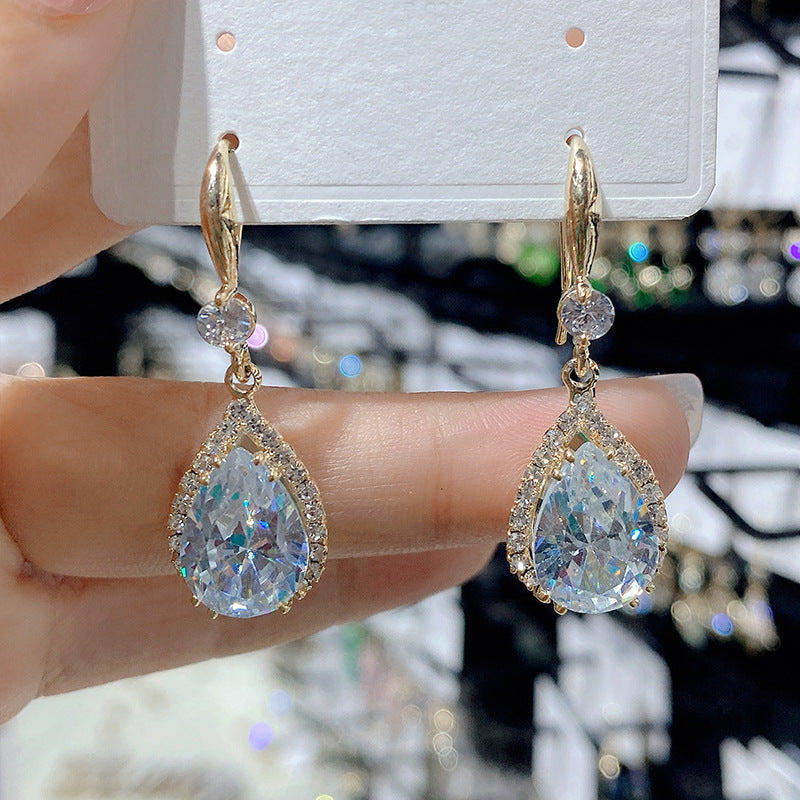 Luxurious Water Droplet Rhinestone Alloy Drop Earrings - Fashion Vintage Style 2022