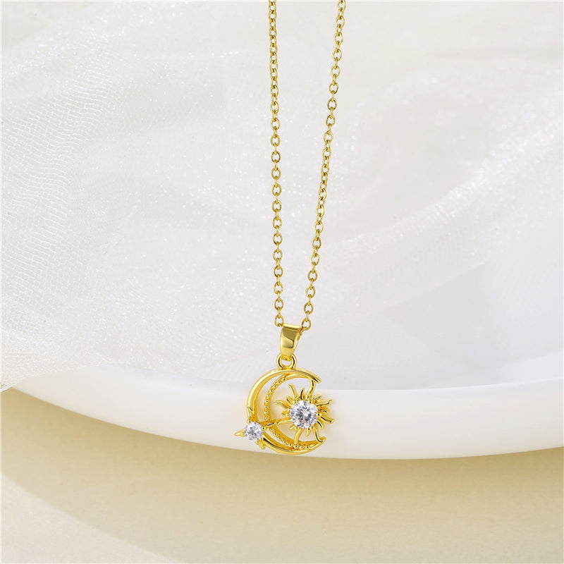 Korean Style Heart Shape Zircon Crystal Pendant Necklace in 18K Gold Plated Stainless Steel