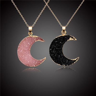 Women's Fashion Moon Pendant Necklace with Natural Stone Imitation