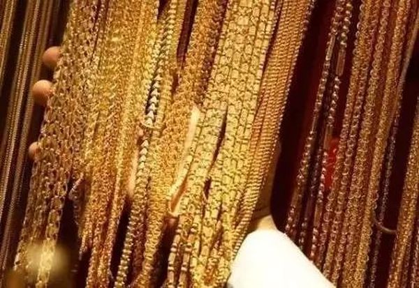 How to Buy Gold Jewellery Wholesale?