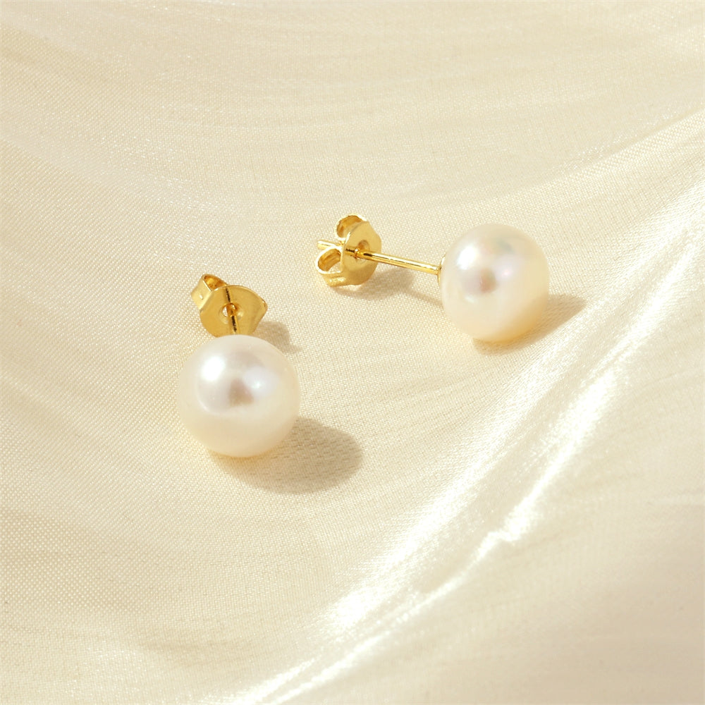 1 Pair Minimalist 18k Gold Plated Freshwater Pearl Round Ear Studs