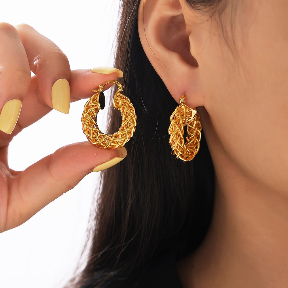 1 Pair Modern Geometric Twist 18K Gold Plated Copper Earrings