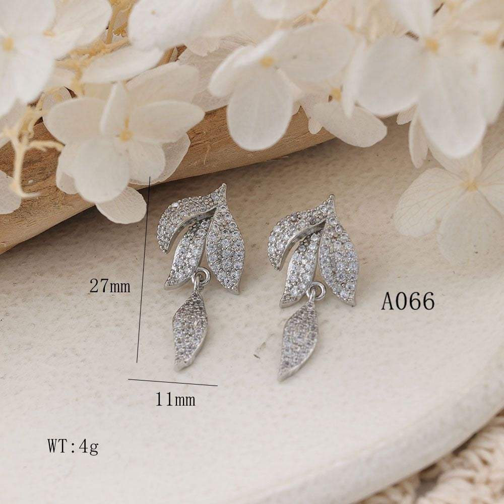 Elegant Leaf Inlay Rose Gold Plated Zircon Drop Earrings