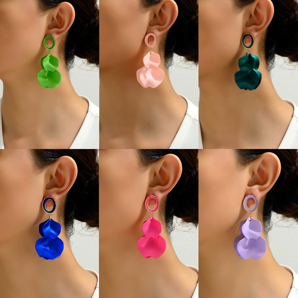 Elegant Petal Zinc Alloy Acrylic Dangle Earrings